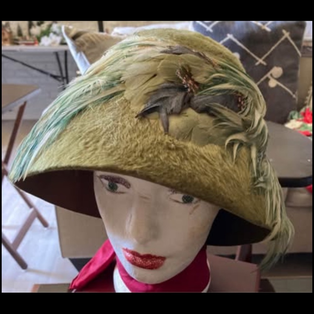 Vintage Feathered Women's Hat from the roaring 20’s